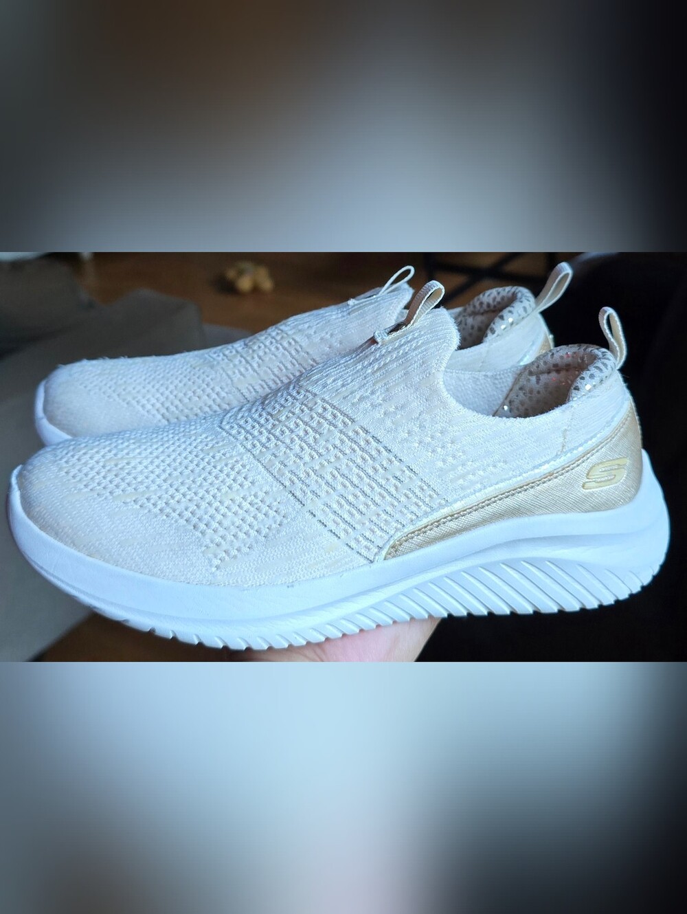 Big Girl's Sz 5.5/Women's 7 SKECHERS ULTRA FLEX 3.0 Golden Star Natural/Gold